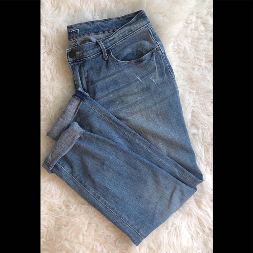 Petite Relaxed Skinny Jeans